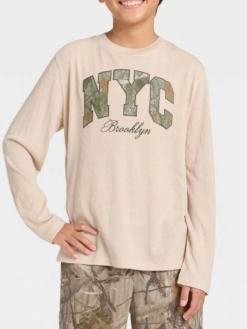 Grayson Threads Kids Boys' 2pc NYC Camouflage Long Sleeve Pajama Set - Beige M